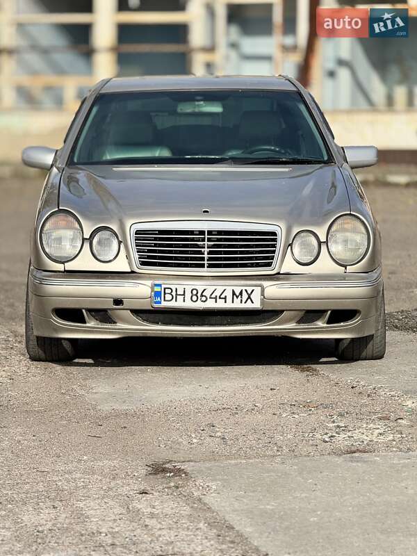 Mercedes-Benz E-Class 1997 Mercedes-Benz E-Class 1997