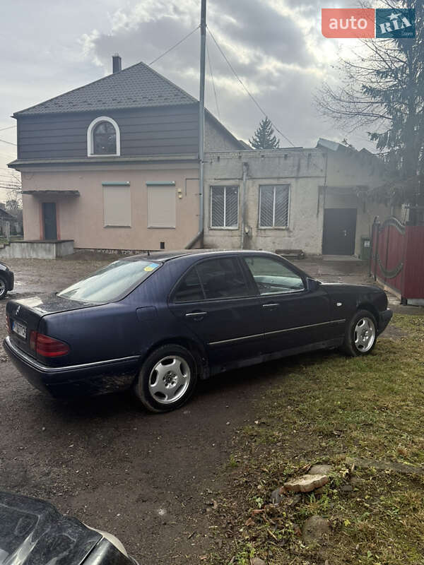 Седан Mercedes-Benz E-Class 1999 в Коломые фото 5 Седан Mercedes-Benz E-Class 1999 в Коломые