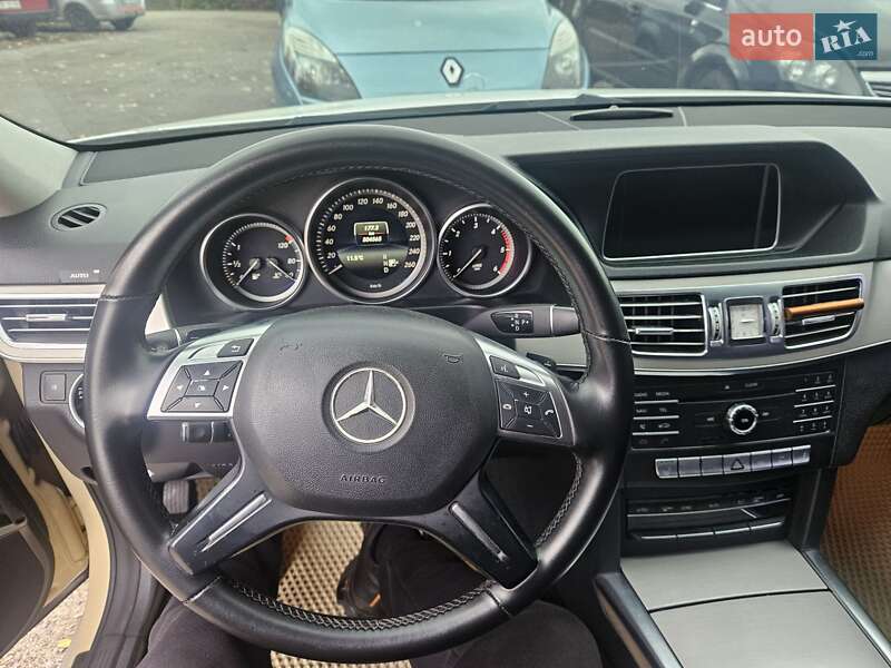 Седан Mercedes-Benz E-Class 2015 в Виннице