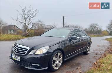 Седан Mercedes-Benz E-Class 2012 в Берестечку
