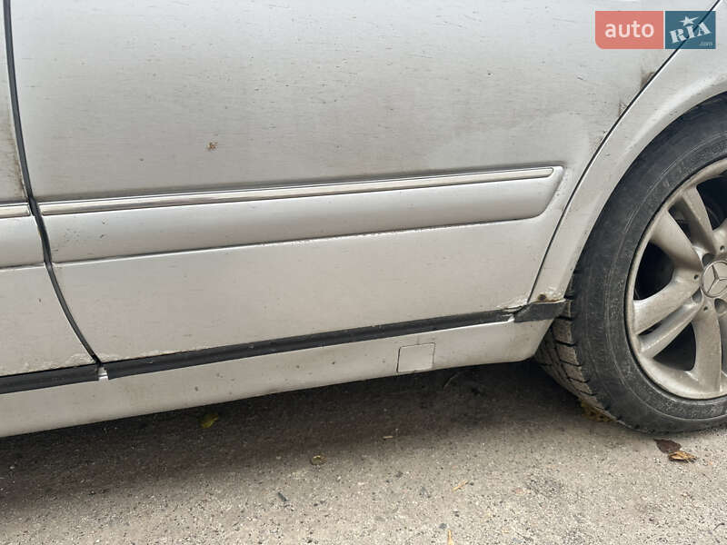 Седан Mercedes-Benz E-Class 1997 в Харькове