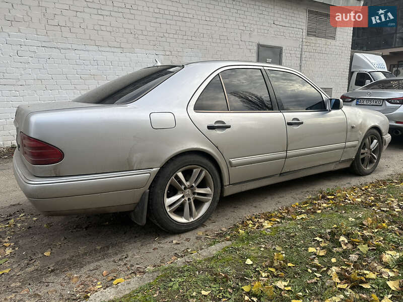 Седан Mercedes-Benz E-Class 1997 в Харькове