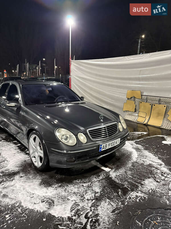 Седан Mercedes-Benz E-Class 2003 в Вінниці