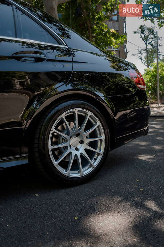 Седан Mercedes-Benz E-Class 2014 в Одесі
