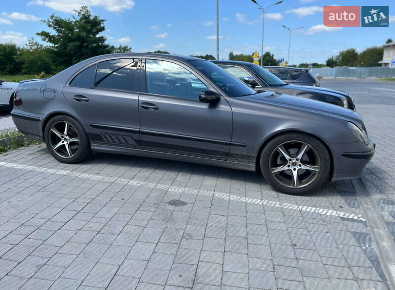 Седан Mercedes-Benz E-Class 2002 в Львові фото 26 Седан Mercedes-Benz E-Class 2002 в Львові