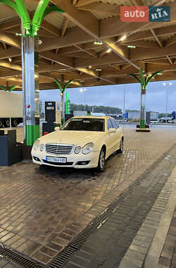 Седан Mercedes-Benz E-Class 2008 в Межгорье