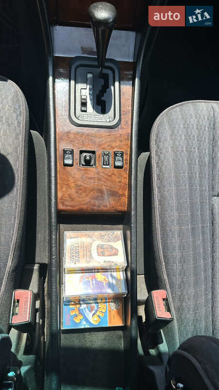 Универсал Mercedes-Benz E-Class 1992 в Киеве фото 15 Универсал Mercedes-Benz E-Class 1992 в Киеве