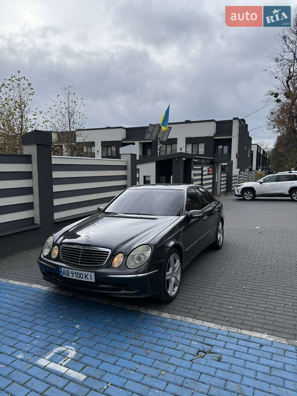 Седан Mercedes-Benz E-Class 2003 в Вінниці