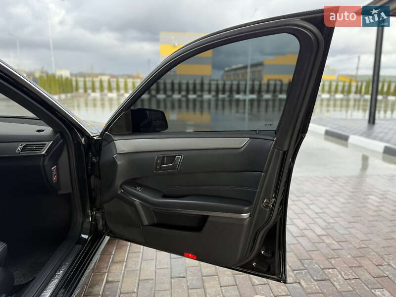 Универсал Mercedes-Benz E-Class 2014 в Звягеле