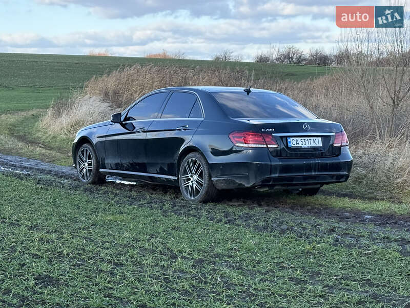 Седан Mercedes-Benz E-Class 2013 в Львові