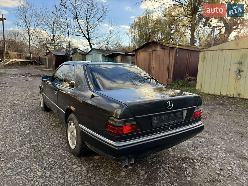 Купе Mercedes-Benz E-Class 1995 в Львові