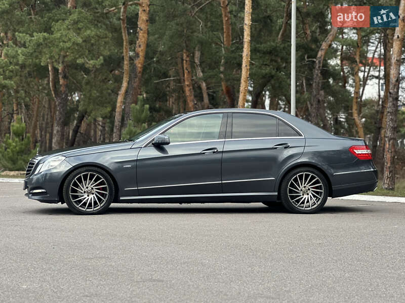 Седан Mercedes-Benz E-Class 2011 в Киеве фото 7 Седан Mercedes-Benz E-Class 2011 в Киеве