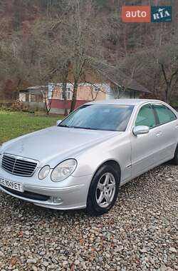 Седан Mercedes-Benz E-Class 2003 в Косове