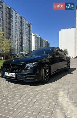 Седан Mercedes-Benz E-Class 2018 в Днепре
