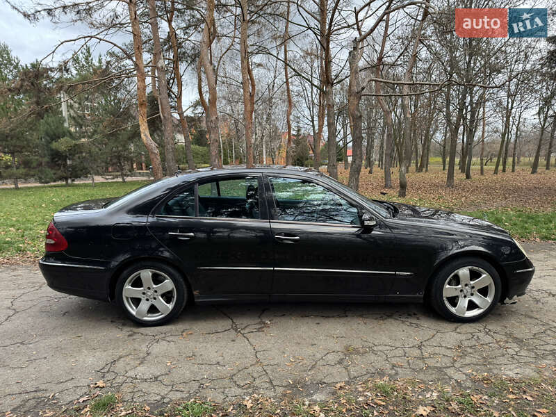 Седан Mercedes-Benz E-Class 2002 в Харькове