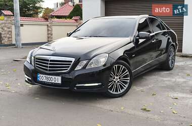 Седан Mercedes-Benz E-Class 2012 в Одессе