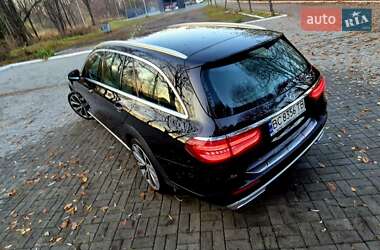 Универсал Mercedes-Benz E-Class 2018 в Дрогобыче