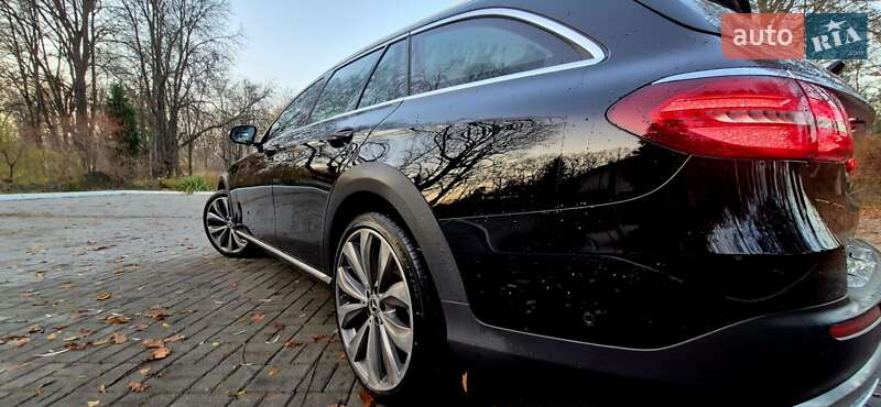 Универсал Mercedes-Benz E-Class 2018 в Дрогобыче