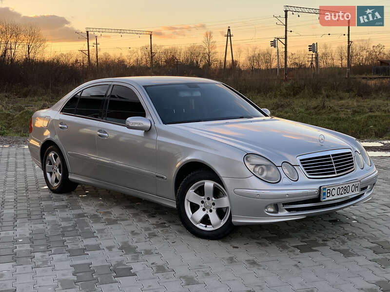 Mercedes-Benz E-Class 2005