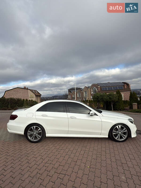 Седан Mercedes-Benz E-Class 2014 в Чернівцях фото 5 Седан Mercedes-Benz E-Class 2014 в Чернівцях