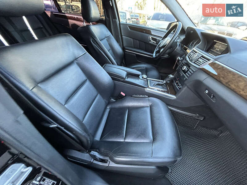 Седан Mercedes-Benz E-Class 2011 в Виннице фото 37 Седан Mercedes-Benz E-Class 2011 в Виннице