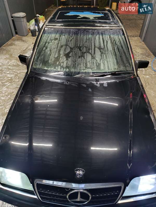 Седан Mercedes-Benz E-Class 1994 в Знаменке