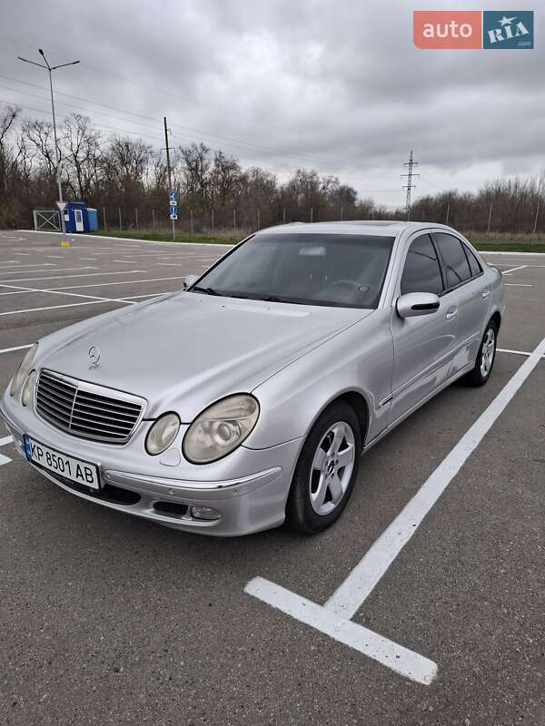 Седан Mercedes-Benz E-Class 2002 в Запорожье фото Седан Mercedes-Benz E-Class 2002 в Запорожье