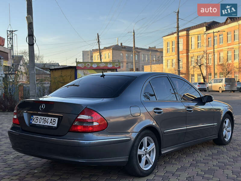 Седан Mercedes-Benz E-Class 2005 в Виннице