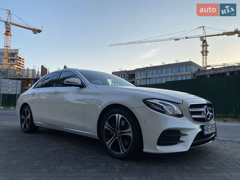 Седан Mercedes-Benz E-Class 2019 в Киеве фото 10 Седан Mercedes-Benz E-Class 2019 в Киеве