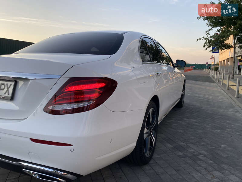 Седан Mercedes-Benz E-Class 2019 в Киеве фото 21 Седан Mercedes-Benz E-Class 2019 в Киеве