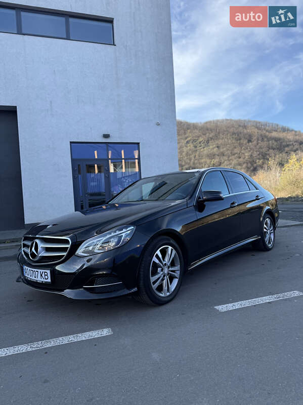 Седан Mercedes-Benz E-Class 2013 в Мукачево
