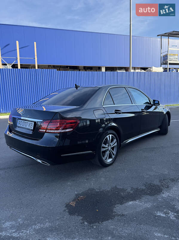 Седан Mercedes-Benz E-Class 2013 в Мукачево
