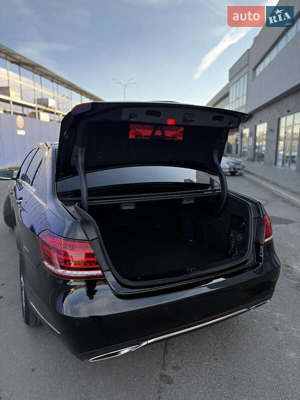 Седан Mercedes-Benz E-Class 2013 в Мукачево