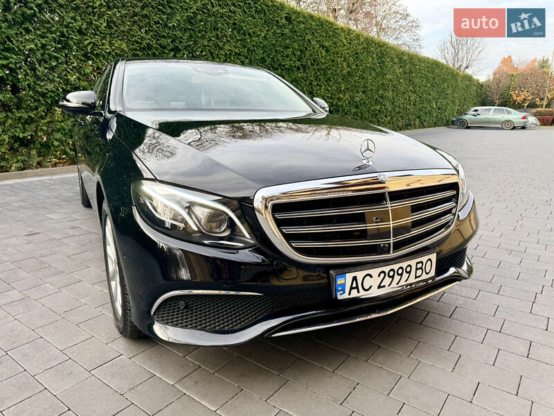 Седан Mercedes-Benz E-Class 2017 в Луцке