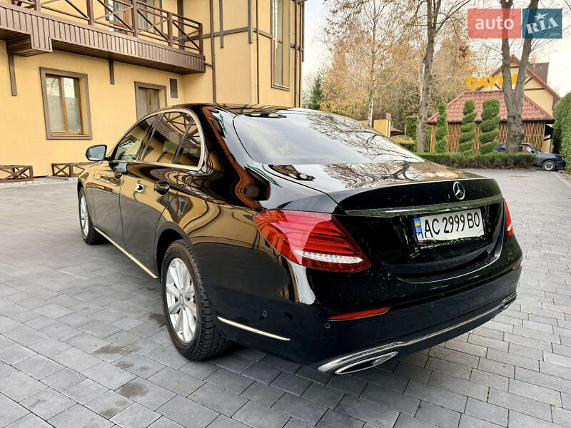 Седан Mercedes-Benz E-Class 2017 в Луцке
