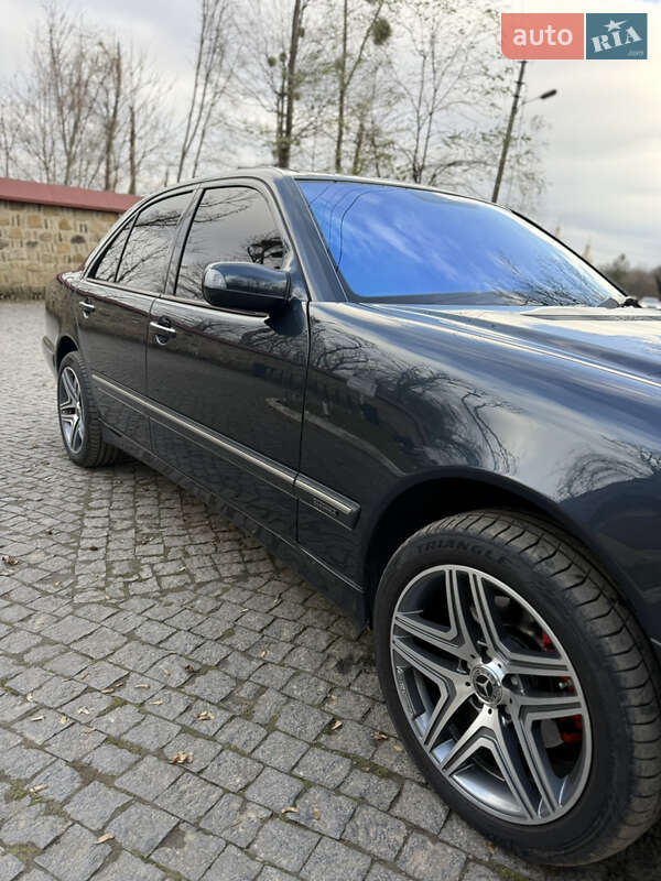 Седан Mercedes-Benz E-Class 2001 в Черновцах фото 5 Седан Mercedes-Benz E-Class 2001 в Черновцах