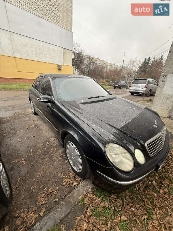 Седан Mercedes-Benz E-Class 2003 в Черкасах
