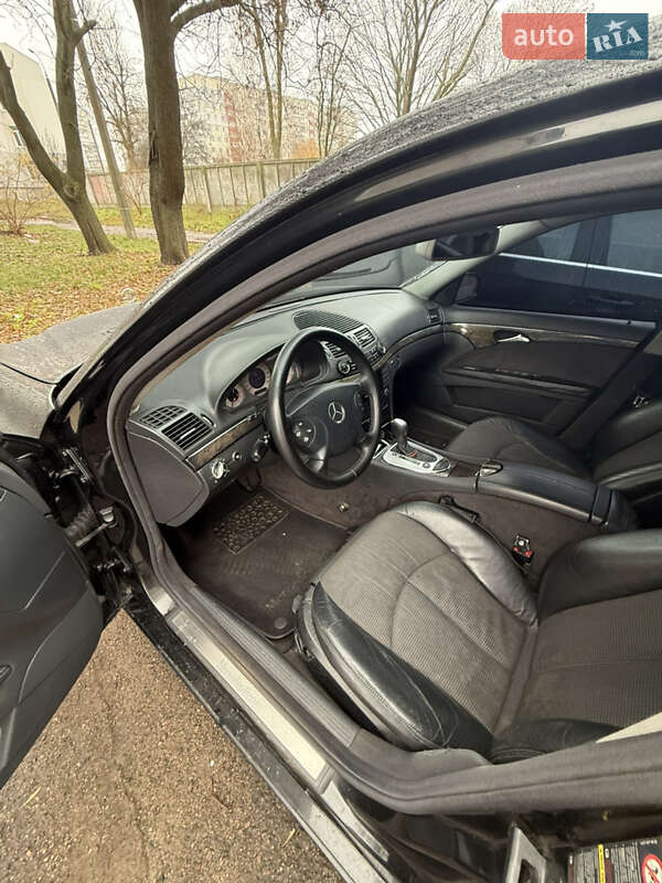 Седан Mercedes-Benz E-Class 2003 в Черкасах
