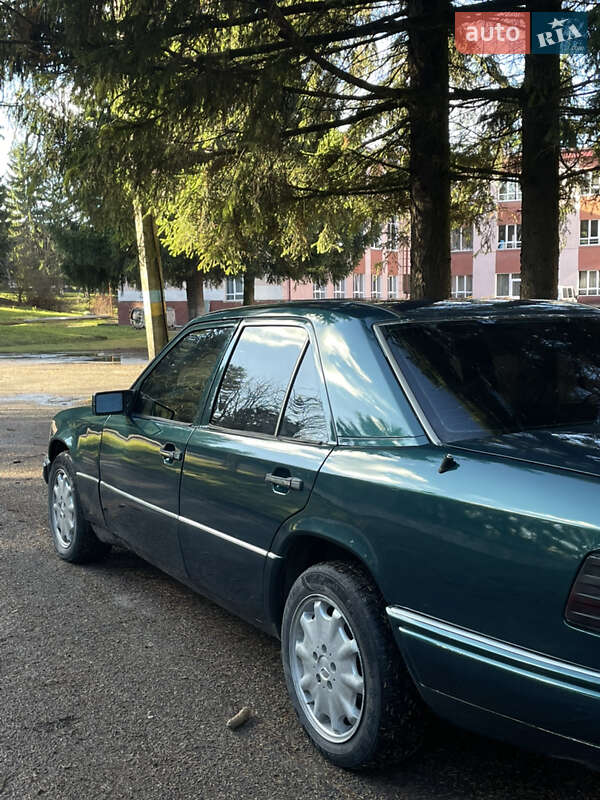 Седан Mercedes-Benz E-Class 1995 в Бурштыне фото 10 Седан Mercedes-Benz E-Class 1995 в Бурштыне