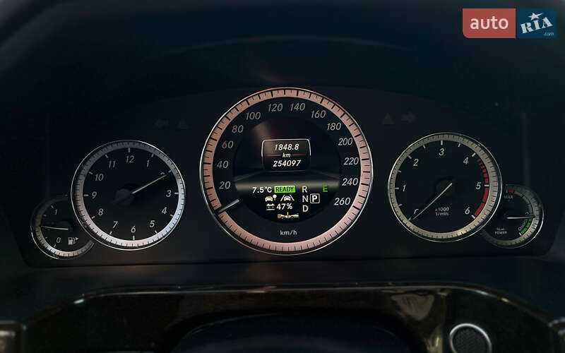 Седан Mercedes-Benz E-Class 2013 в Мукачево