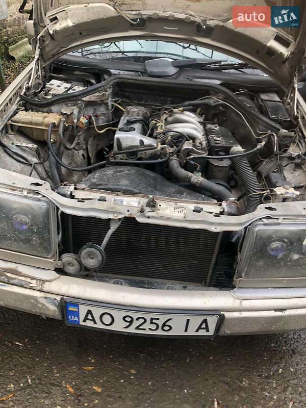 Седан Mercedes-Benz E-Class 1992 в Ужгороде фото 15 Седан Mercedes-Benz E-Class 1992 в Ужгороде
