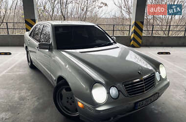 Седан Mercedes-Benz E-Class 2002 в Одесі