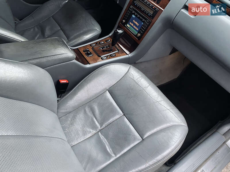 Седан Mercedes-Benz E-Class 2002 в Одесі