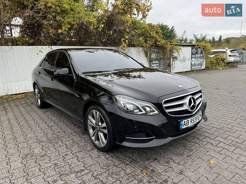 Седан Mercedes-Benz E-Class 2015 в Виннице