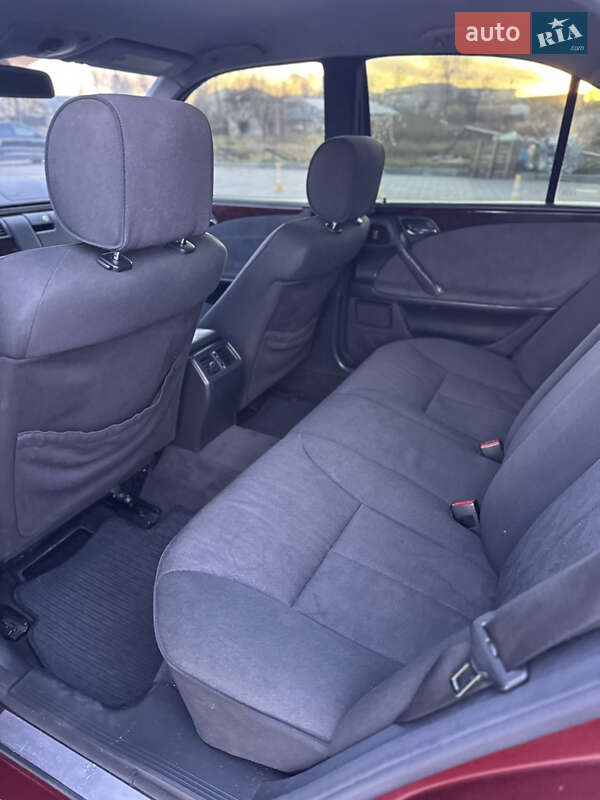 Седан Mercedes-Benz E-Class 2001 в Шептицькому