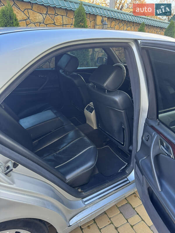 Седан Mercedes-Benz E-Class 2000 в Могилев-Подольске