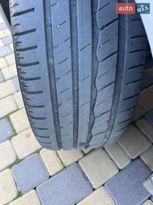 Седан Mercedes-Benz E-Class 2000 в Могилев-Подольске