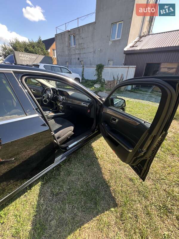 Седан Mercedes-Benz E-Class 2013 в Києві