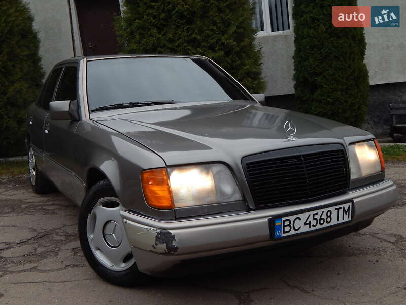 Седан Mercedes-Benz E-Class 1992 в Дрогобыче