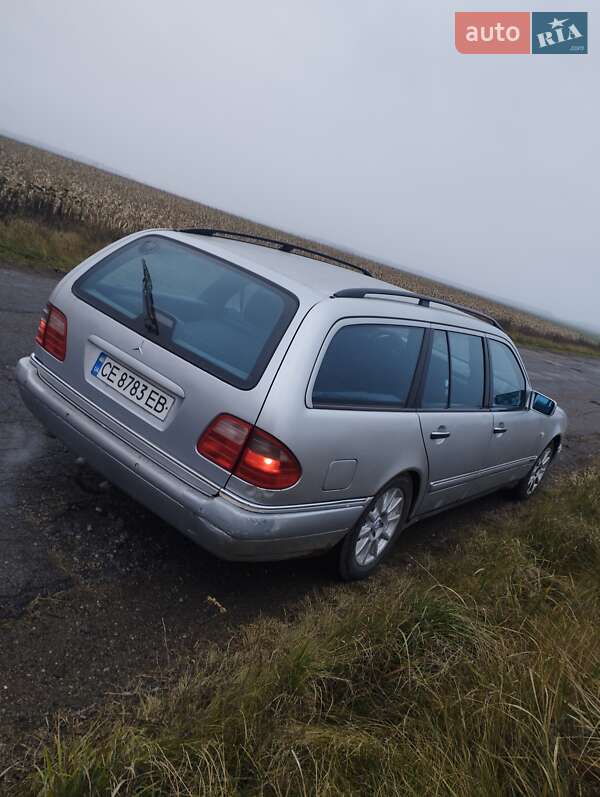 Универсал Mercedes-Benz E-Class 1998 в Киеве
